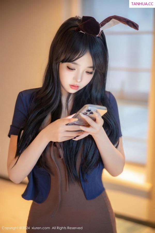 黎秋秋  [XiuRen]高清写真图 2024.08.29 No.9083 黎秋秋 美腿黑丝第58张图片